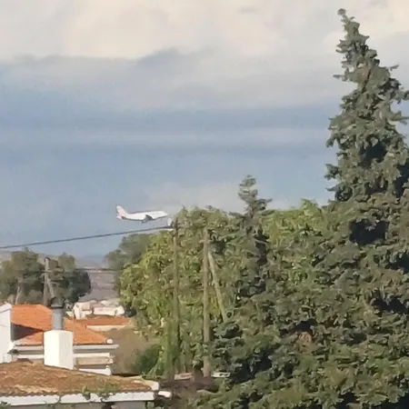 Aeropuerto 게스트하우스 *